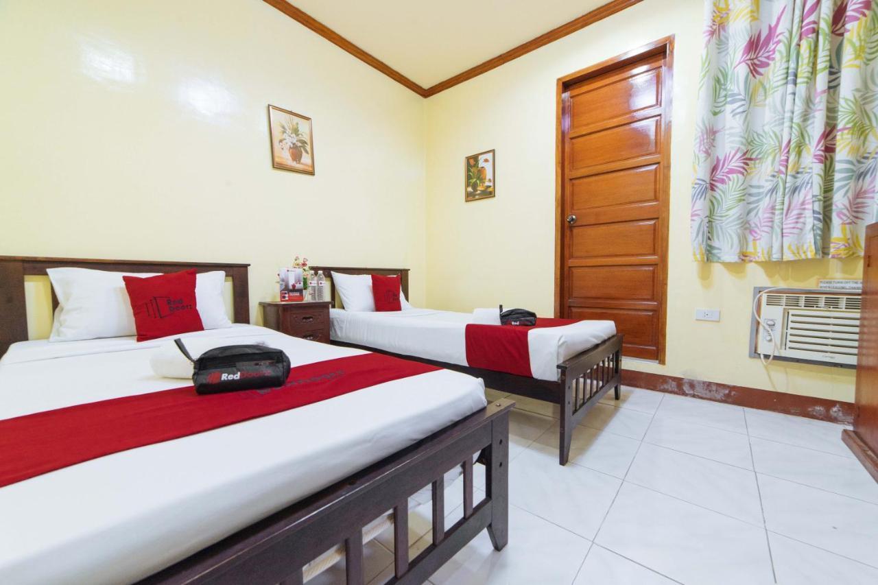 Hotel Reddoorz Near Golden Sarok Shrine Kalibo Zewnętrze zdjęcie