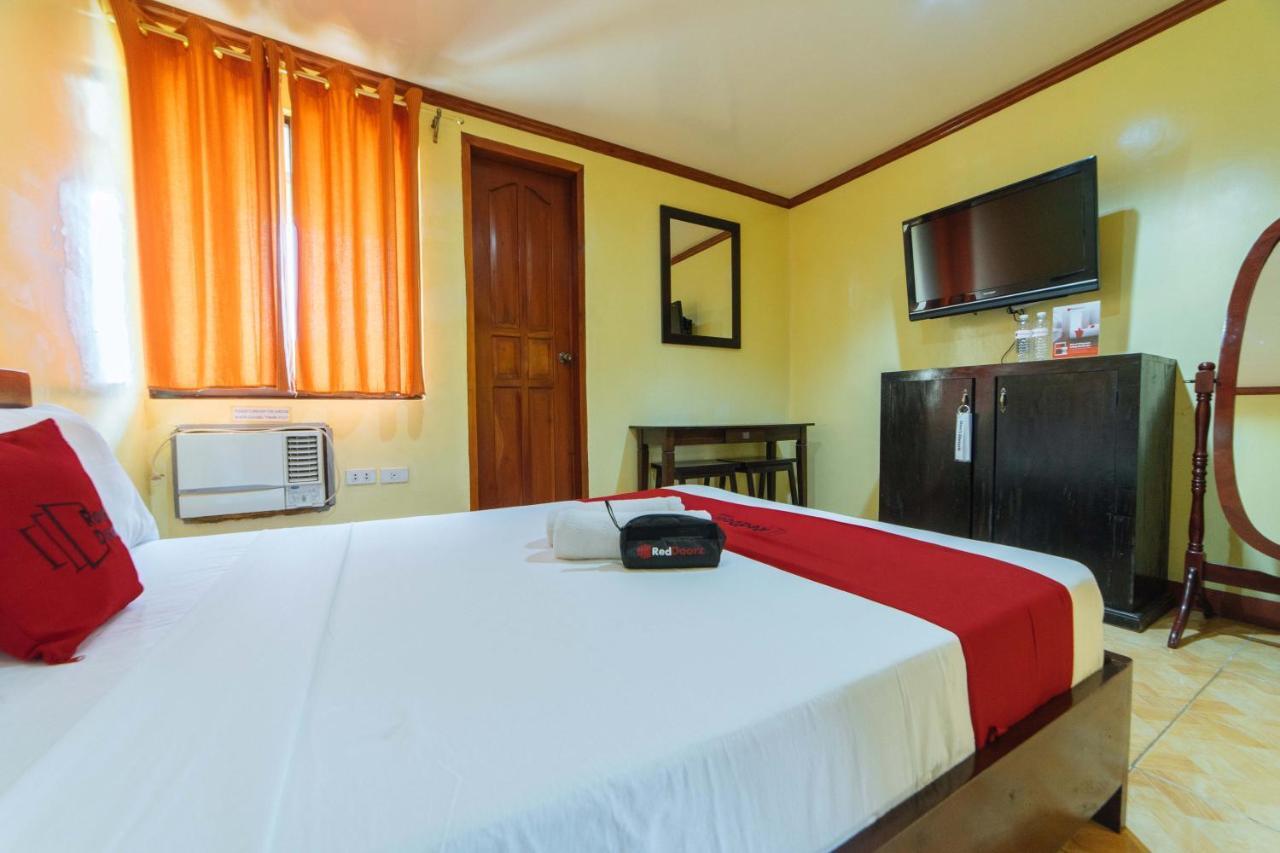 Hotel Reddoorz Near Golden Sarok Shrine Kalibo Zewnętrze zdjęcie