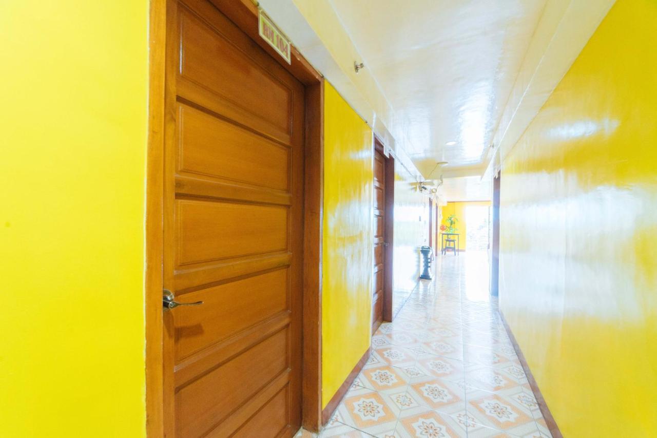 Hotel Reddoorz Near Golden Sarok Shrine Kalibo Zewnętrze zdjęcie